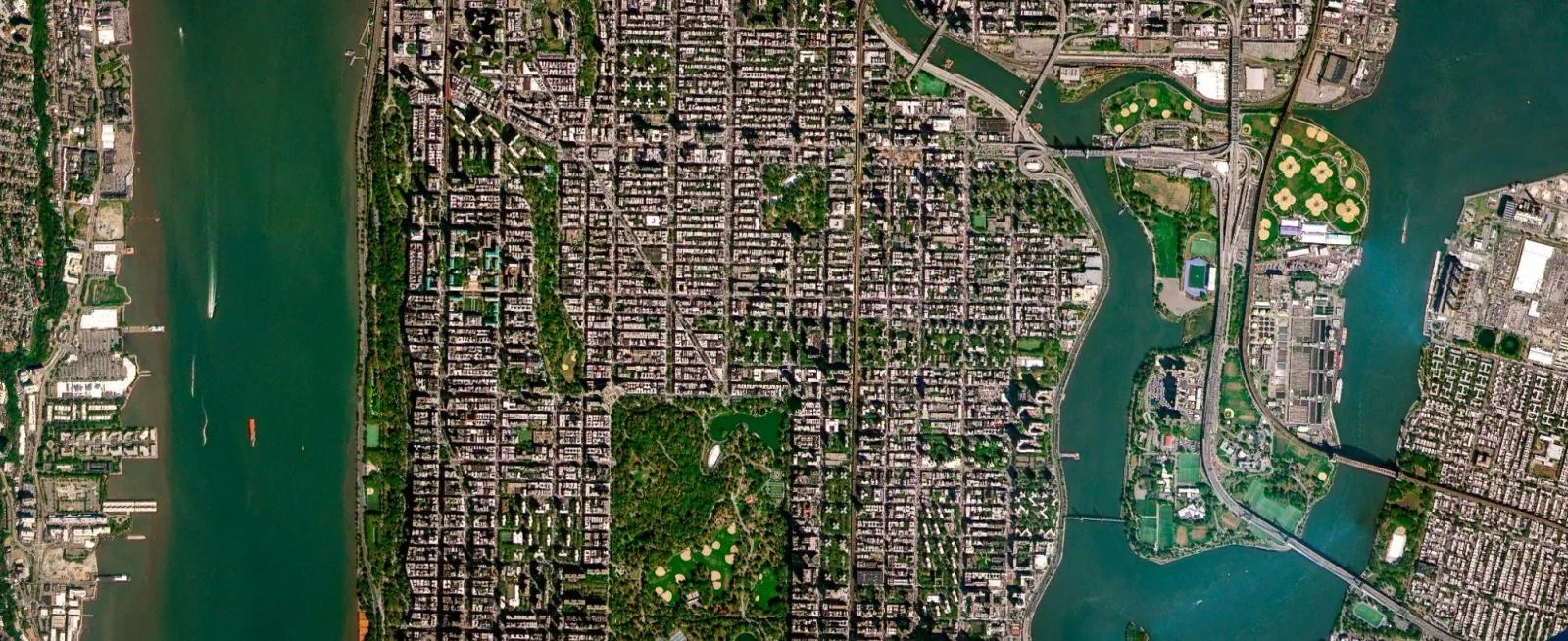 Satellite imagery illustrating Planet SuperRes, from Planet’s public product website